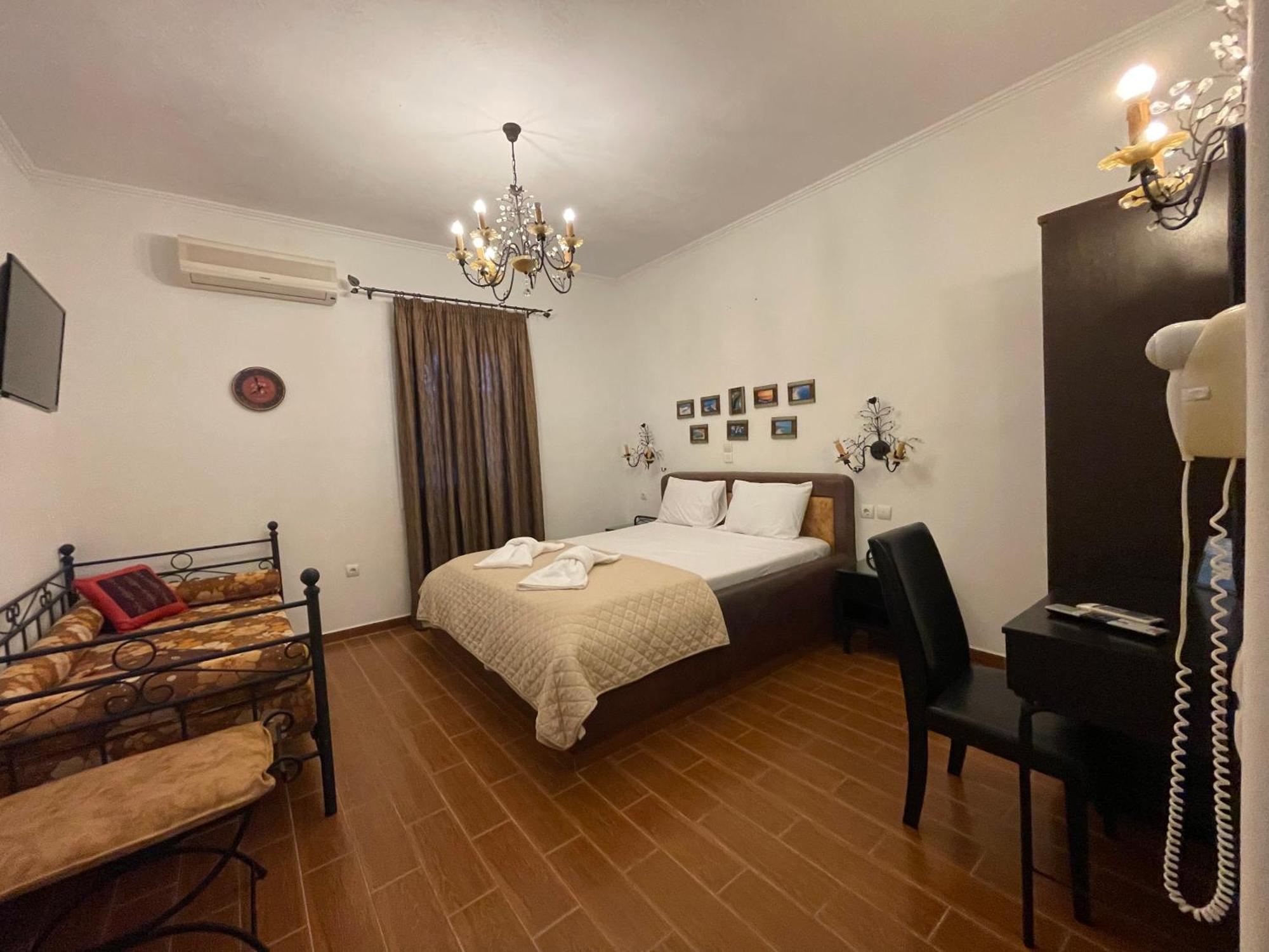 Alice Maisonette & Studios Adámasz Kültér fotó